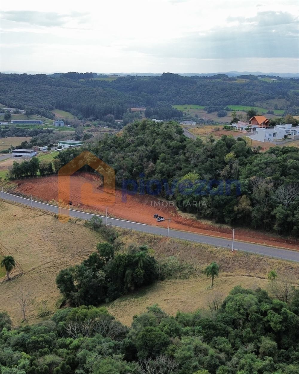 Terreno à venda com 13.000 m² – foto 2